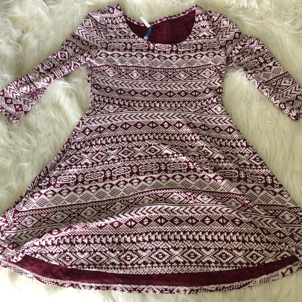 Red/White Geometric Wallflower Dress 🍎